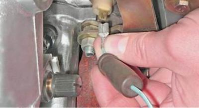 Датчик давления масла ВАЗ 2110: где находится, как проверить