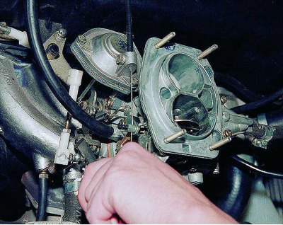 Измерваме разстоянието от център до център между краищата на пръта, което трябва да бъде равно на…