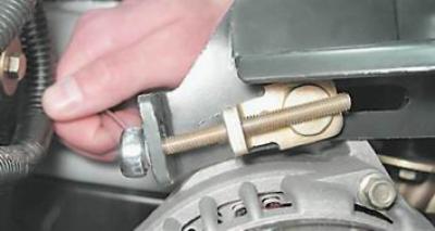 Как поменять ремень генератора на ваз 2112 Alternator drive belt - condition check and tension adjustment (VAZ-2112 "LADA" 