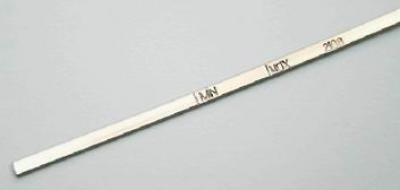 Примечание. На 8-клапанном двигателе уровень масла должен находиться между метками «MIN» и «MAX» на…