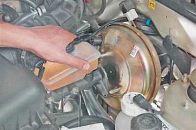 Как снять вакуум на ваз 2114 Vacuum brake booster - removal and installation (VAZ-2114 "Samara-2" 2004-2013 /