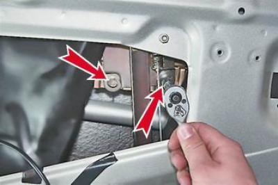 Как снять стекло ваз 2115 Front door window regulator - removal and installation (VAZ-2114 "Samara-2" 2004
