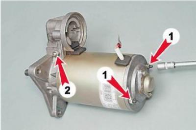 5. With a socket wrench by 10 mm unscrew the two nuts of the tie rods (1) and the nut of the drive…