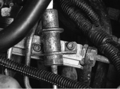 Faulty fuel pressure regulator