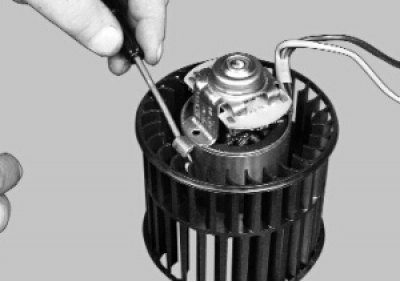 Как разобрать вентилятор печки приора Disassembly of the heater fan and repair of the electric motor (VAZ-2115 "Samara