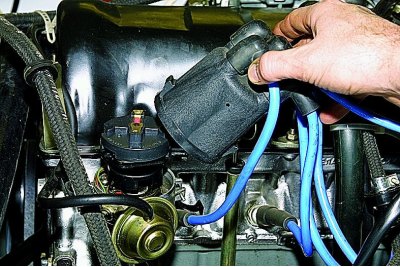 Na motoru skidamo rotor (trkač) kako bismo ga zamijenili ili pristupili mehanizmu centrifugalnog…